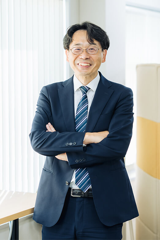 総務部　部長　石原　直次郎